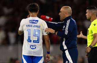 Chuva de “lei do ex”! De Arrascaeta, ex-Cruzeiro, marcado por Fabrício Bruno, ex-Fla –