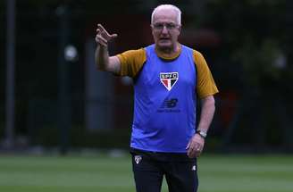 São Paulo indica a Dorival que fará contratações e venderá jogadores –