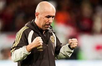 Leonardo Jardim durante jogo do Flamengo pelo Brasileirão –