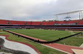 São Paulo inicia troca do gramado do Morumbis –