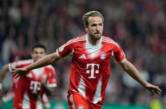 Kane em apresentação da Inglaterra para Copa do Mundo –