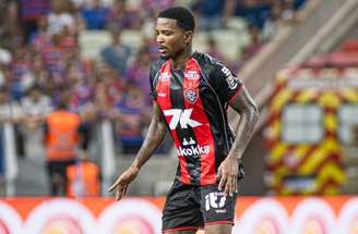Cacá chegou ao Vitória nesta temporada –