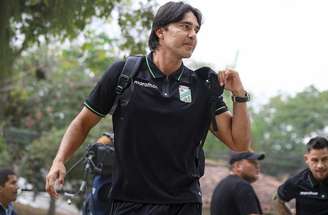 Centroavante é o maior artilheiro da história da seleção boliviana –