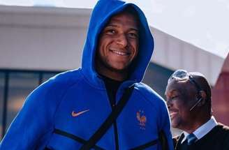 Mbappé em duelo contra a Colômbia –