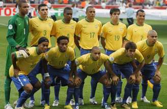 Conquista da Copa das Confederações em 2005 colocou o Brasil como grande favorito para a Copa –