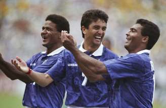 Bebeto pede para Endrick recriar famosa comemoração na Copa –
