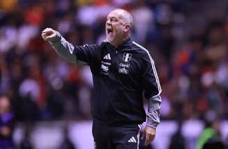 Mano acredita que Brasil pode ter chances no Mundial –