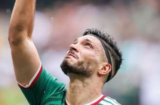 Raul Jiménez marcou na abertura da Copa e emocionou torcedores com sua história de superação –
