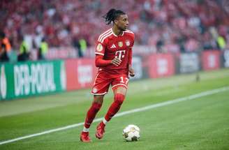 Michael Olise durante treinamento da seleção –