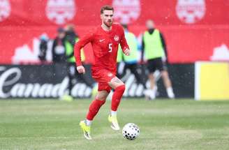 Joel Waterman em campo pela seleção do Canadá –