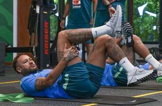 Vampeta criticou a presença de Neymar na lista de convocados para o Mundial de 2026. –