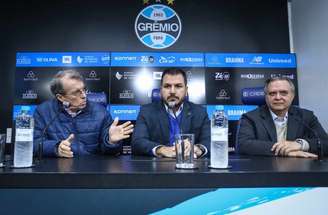 Em apresentação de dirigente, Roman fala sobre saída de Arthur –
