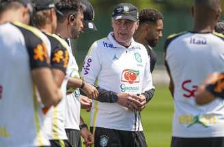 Seleção Brasileira busca primeira vitória na Copa –