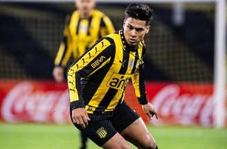 Arezo tem 21 gols em 47 jogos pelo Peñarol –