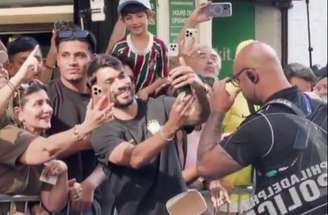 Brasil é recebido com festa da torcida na Filadélfia –