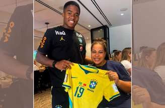 Cíntia Ramos embarca de volta ao Brasil antes do segundo jogo da Seleção na Copa –
