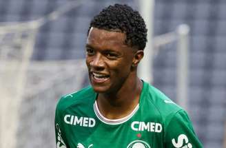 Felipe Teresa comemora gol pelo Palmeiras –