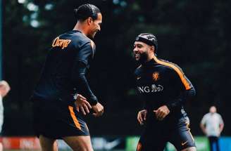 Memphis Depay contra o Japão pela Copa do Mundo –