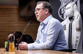 Presidente do Santos analisa foco na próxima janela de transferências –