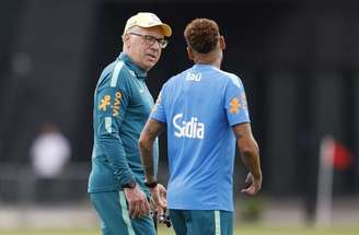 Endrick foi testado ao lado de Matheus Cunha –