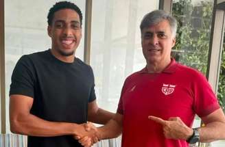 Wallace amplia opções defensivas para a sequência da temporada –