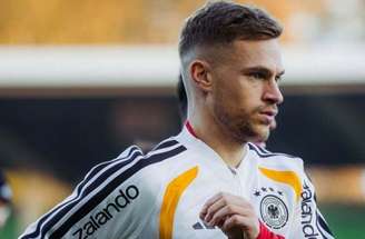 Kimmich em campo diante do Equador –