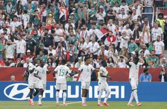Senegal mete cinco gols para cima do Iraque, pior campanha da Copa –