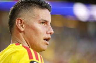 James Rodríguez (à direita) saiu de campo aos 301 do segundo tempo –