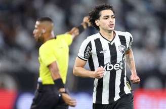 Atacante busca se consolidar no futebol brasileiro –