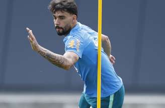 Paquetá deixou o duelo contra o Japão lesionado –