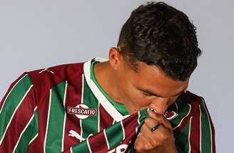 Zagueiro já treinou com os companheiros –