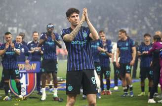 Alessandro Bastoni venceu o Campeonato Italiano e a Copa da Itália com a camisa da Inter na última temporada –