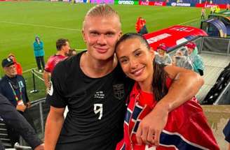 Influenciadora é casada com o atacante norueguês Erling Haaland –