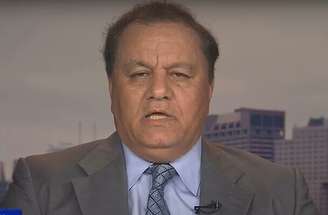 Lotfollah Kaveh Afrasiabi, analista de assuntos internacionais iraniano-americano –