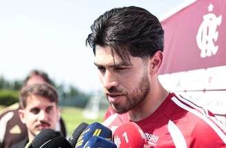 Rossi comenta amistoso contra o River e três anos de Flamengo –