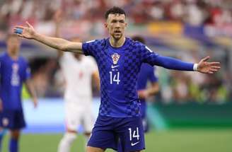 Ivan Perisic em campo pela Croácia contra Portugal –