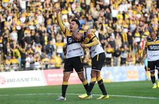 Criciúma e Sport mediram forças neste sábado (4), em Santa Catarina –