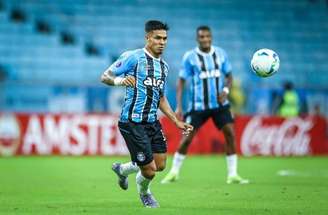 Arezo foi emprestado ao Peñarol no meio de 2025 –