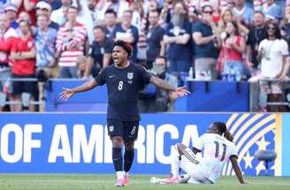 Tillman marcou dois gols de falta nesta Copa –