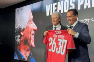 Jorge Jesus foi apresentado nesta sexta (10) como novo técnico de Portugal –