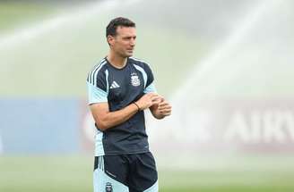 Scaloni utilizou a mesma escalação apenas três vezes no comando da Argentina –