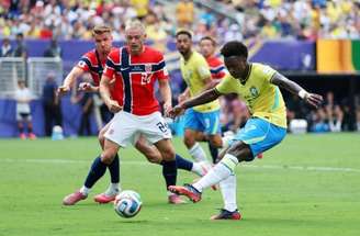 Vini Jr vai as redes sociais para lamentar queda na Copa do Mundo –