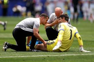 Courtois foi substituído por Senne Lammens contra a Espanha –
