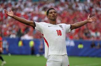 Schjelderup marcou o gol que abriu o placar para a Noruega –