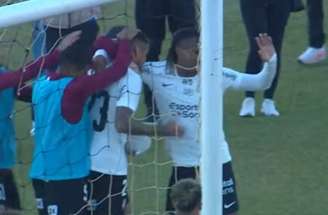 Após sair atrás no placar, Cascavel buscou o empate com o Corinthians em amistoso neste domingo (12) –