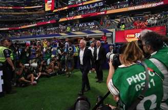 Deschamps durante o jogo entre França e Espanha –