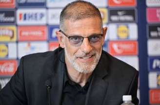 Slaven Bilic terá a tarefa de convencer Modric a permanecer na Seleção –