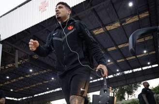 Zagueiro Alan Saldívia está fora do jogo contra o Vitória –