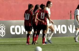 Resultado no Barradão tira as Leoas do Z2 do Brasileirão Feminino –