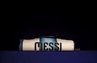 Camisa da Argentina para a final traz inscrição exclusiva da decisão da Copa do Mundo –